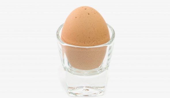 Обряд выкатывания порчи яйцом 